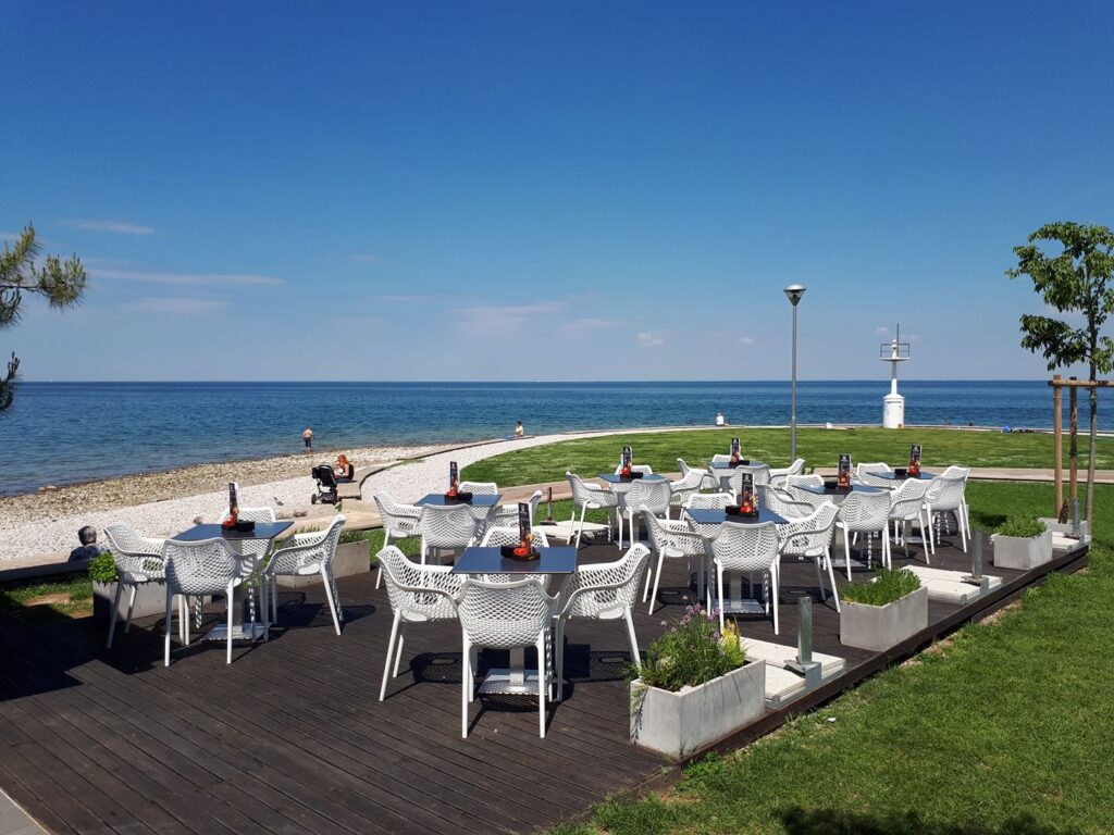 Lokacija restavracije Svetilnik ob morju